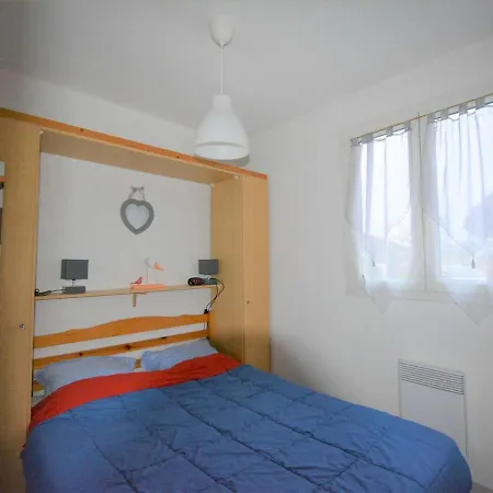 Maison 2 Chambres Avec Piscine, Tennis, Et Plus - Ideal Pour 4 Personnes A Vallon-Pont-D'Arc - Fr-1-382-179-3