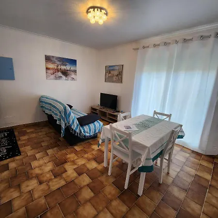 Au Centre De Valras, Appartement Tout Meuble, Pour 4 Personnes-2