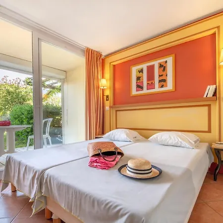 SOWELL RESIDENCES Les Sablons-2