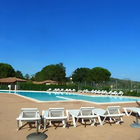 Maison 2 Chambres Avec Piscine, Tennis, Et Plus - Ideal Pour 4 Personnes A Vallon-Pont-D'Arc - Fr-1-382-179-2