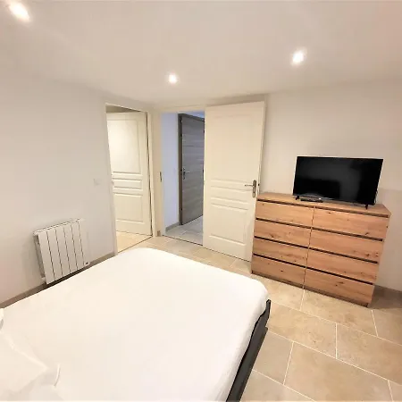 Joli T2 1er étage wifi/verdon/centre ville-2
