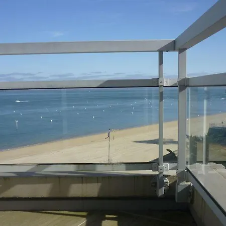 Studio Avec Balcon Sur Plage Pereire Pleine Vue Mer-3