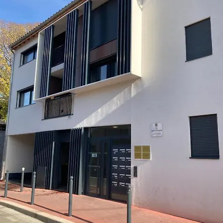 Appartement design au cœur de Montpellier avec parking privé-3