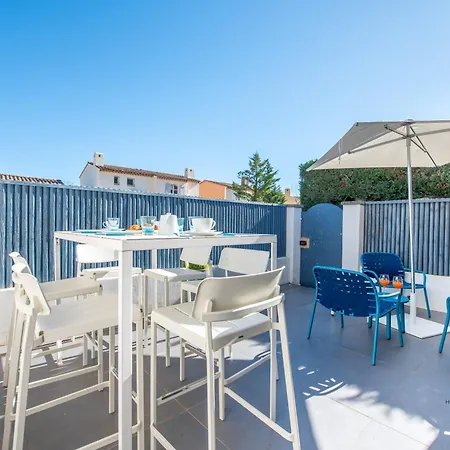 Maison moderne avec piscine et tennis-2