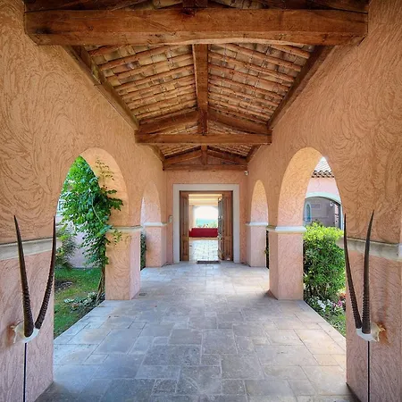 AU HAVRE DE PAIX 5 étoiles Prestige, SPA, hammam, sauna, PISCINE chauffée Mougins Cannes Grasse-2