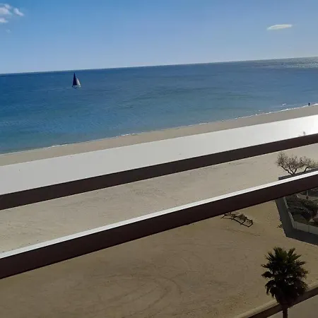 Grand appartement standing front de mer 90 m2-3