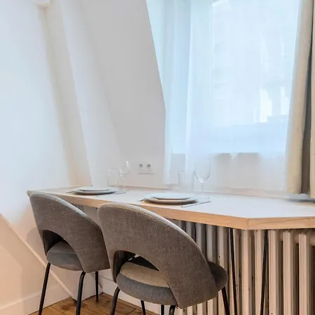 Lille Beaux Arts equipped apartment-3