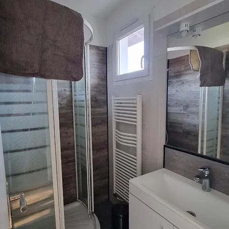 Maison 2 Chambres Proche Base-2