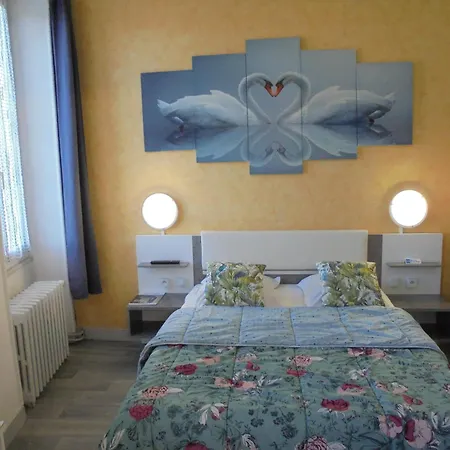 Hotel De La Gare-3