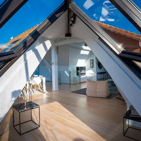 Sublime Loft For 6 People In The Heart Of The City Centre-2