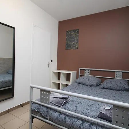 05 - Chambre confort au calme avec TV WIFI-2