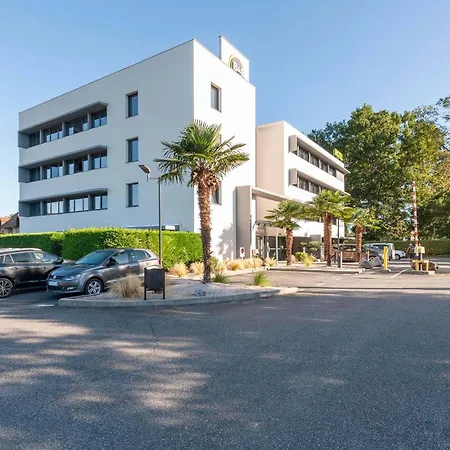 B&B HOTEL Pau Zénith-3