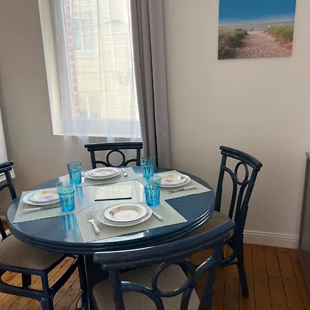 Appartement à 2 minutes de la plage 5 places-2