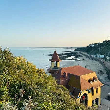 Location Granville - Remparts de la Hauteville-3