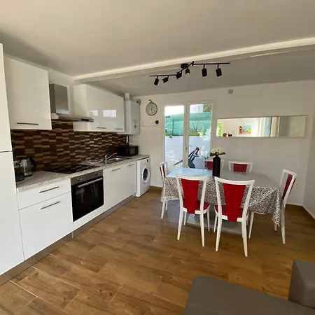 T3 Sur Quartier Haut D'Hendaye-2