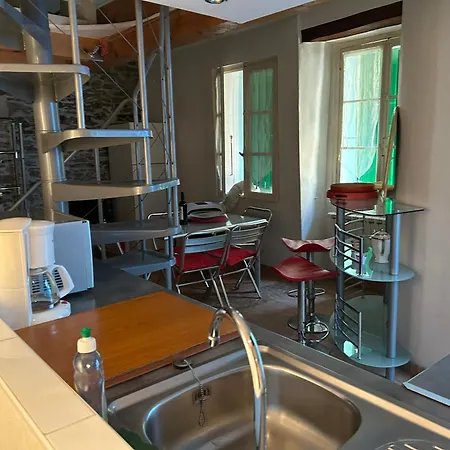 Petite maison quartier hist-2