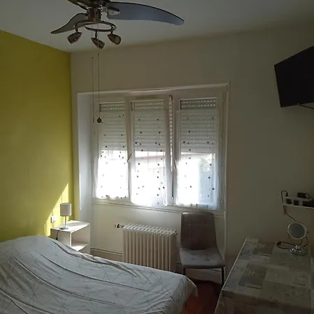 Chambre meublée au cœur de ville - chez l'habitant-2