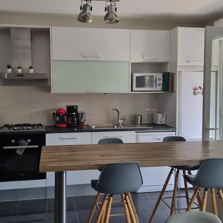 Appartement Entier Ascain, 3 Pieces, 4 Personnes Entre La Rhune Et St Jean De Luz-2