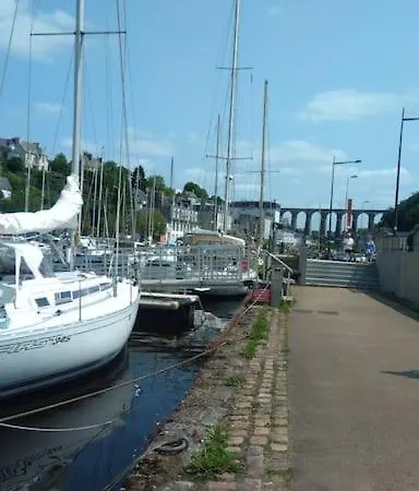 Petit nid des années 30 sur les hauts de Morlaix-2