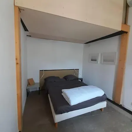 Loft cœur historique Montpellier-3