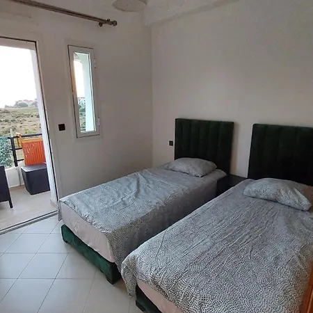 Appartement avec piscines, vue sur mer et accès à la plage à Achakar Hill, Tanger.-3