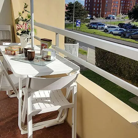 Appartement 50M² Avec Balcon, Parking Prive Et Wifi A Deux Pas De La Plage - Fr-1-674-36-2