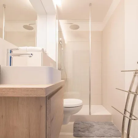 Le Design - Appartement Vers La Gare-2