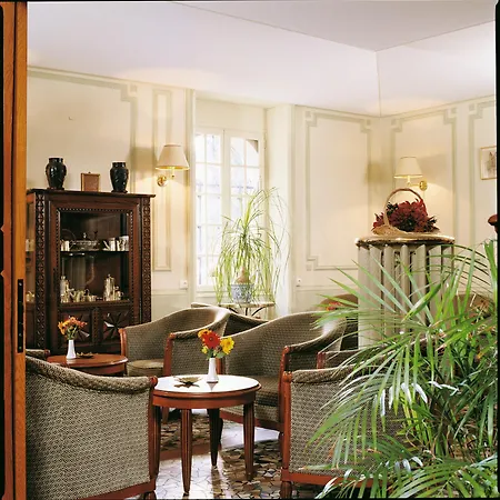 The Originals Boutique, Hostellerie des Trois Pigeons, Paray-le-Monial (Inter-Hotel)-2