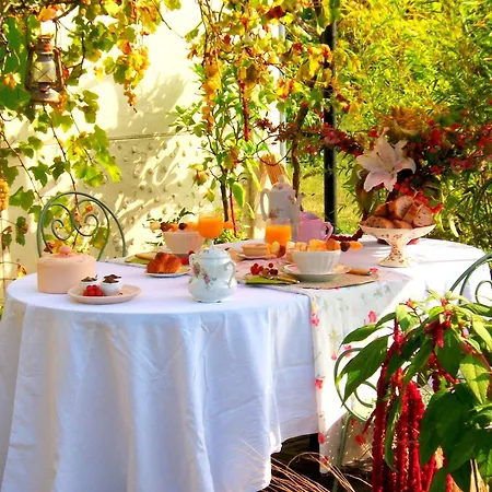 Chambres Au Jardin-2