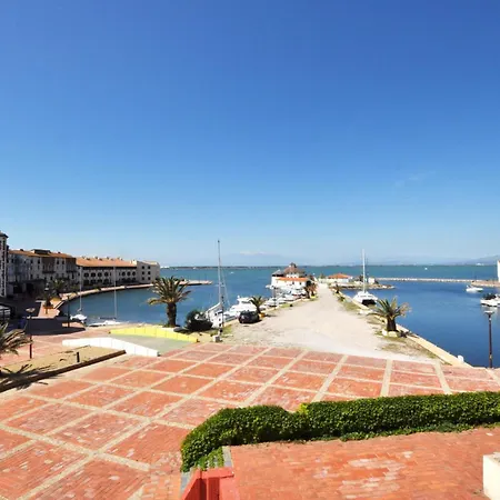 Beautiful Apartment In Le Barcares-3