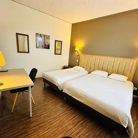 Hotel Italia-2