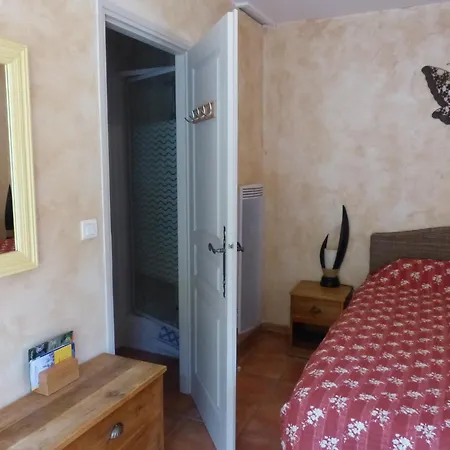 Chambre d'Hôtes L'Odalyre-3