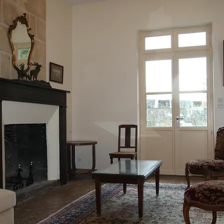 Aux grilles du Château de Saint-Aignan, à 2km de Beauval, les maisons de Sidonie et Léonard-3