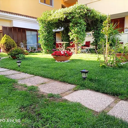 Gemma Di Gallura Charme B&B-3