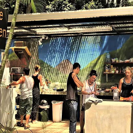 Costa Rica Backpackers-2