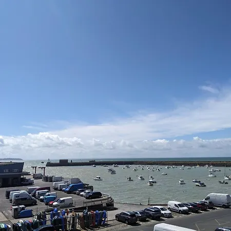 La Vigie sur le Port-3