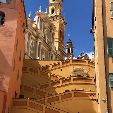 Welcome In The Cozy Blue Nest Pedestrian Menton-3
