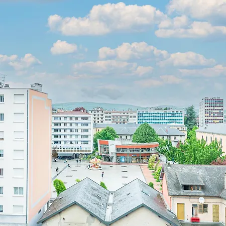 Pretty 2 Rooms In The City Center-3