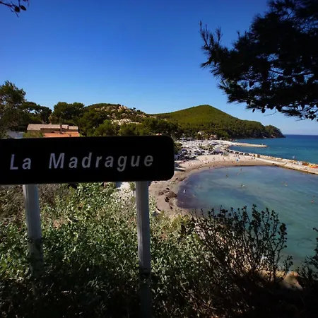 3 min à pieds&200 m de la Grande Plage des Lecques - Terrasse et Jardin - Fabuleux T2 - Carré d'Or-3
