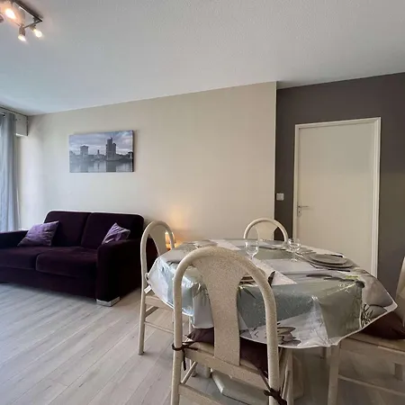 Studio Chaleureux Avec Balcon Et Parking, A 2 Pas De La Plage Et Du Port - La Rochelle - Fr-1-246-208-2