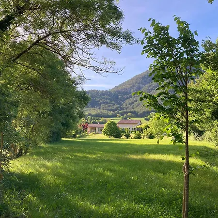 Le gîte de Valérie côté jardin-2