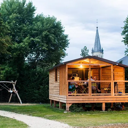 Huttopia Les Châteaux-3