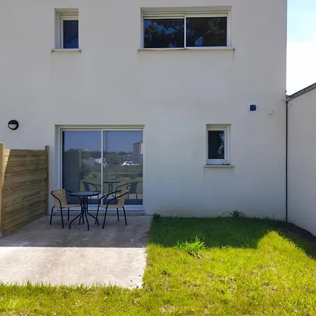 Studio lumineux avec terrasse-2