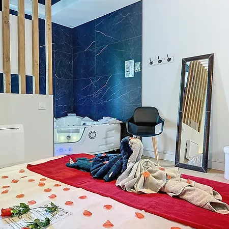 Loft Romantique avec jacuzzi-3