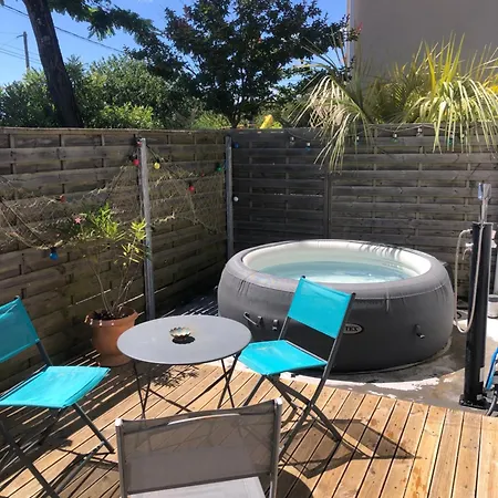 Maison Au Calme Climatisee Avec Spa De Mai A Fin Septembre-3