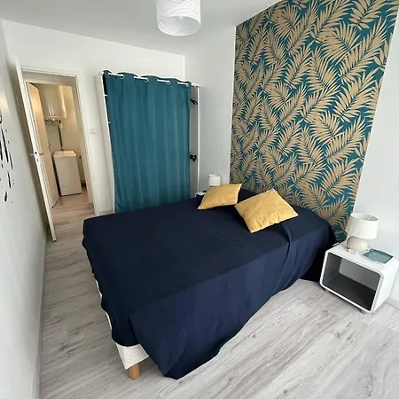 Charmant Appartement Avec Parking, A 50M De La Plage - Fr-1-324A-25-3