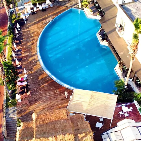 Costa 3S Beach Hotel-2