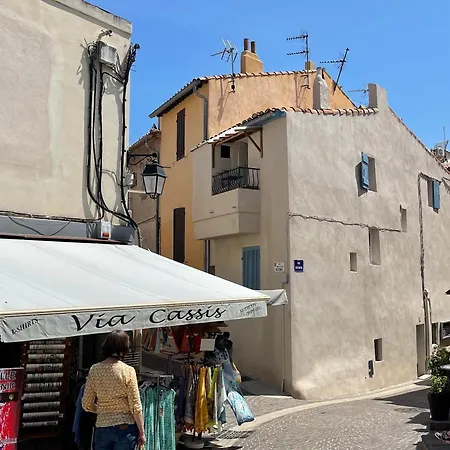 appartement cosy à 10 mètres du port de Cassis-2
