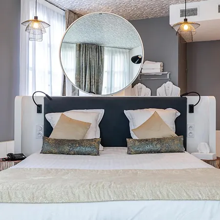 Hotel Le Saint Gelais-2