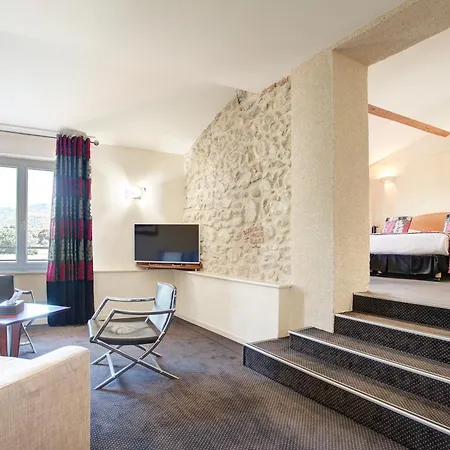 Auberge Du Roua-2